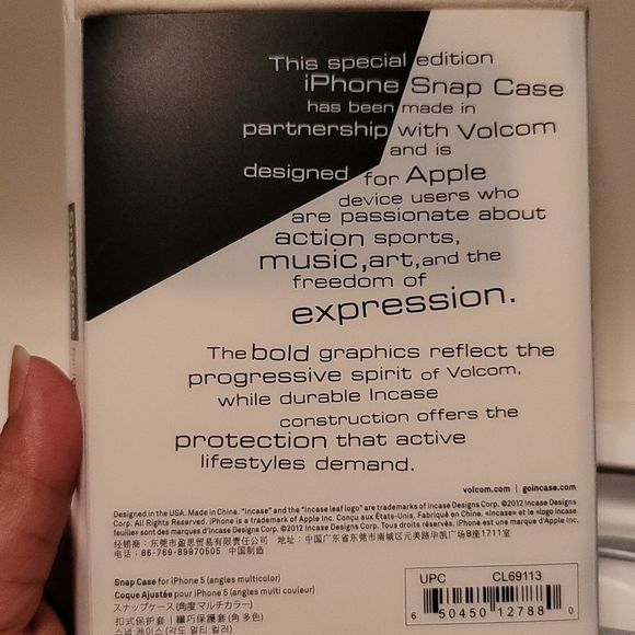 NIB-2pc. Iphone 5 Cellphone Case and Arm Band bundle - Picture 3 of 5